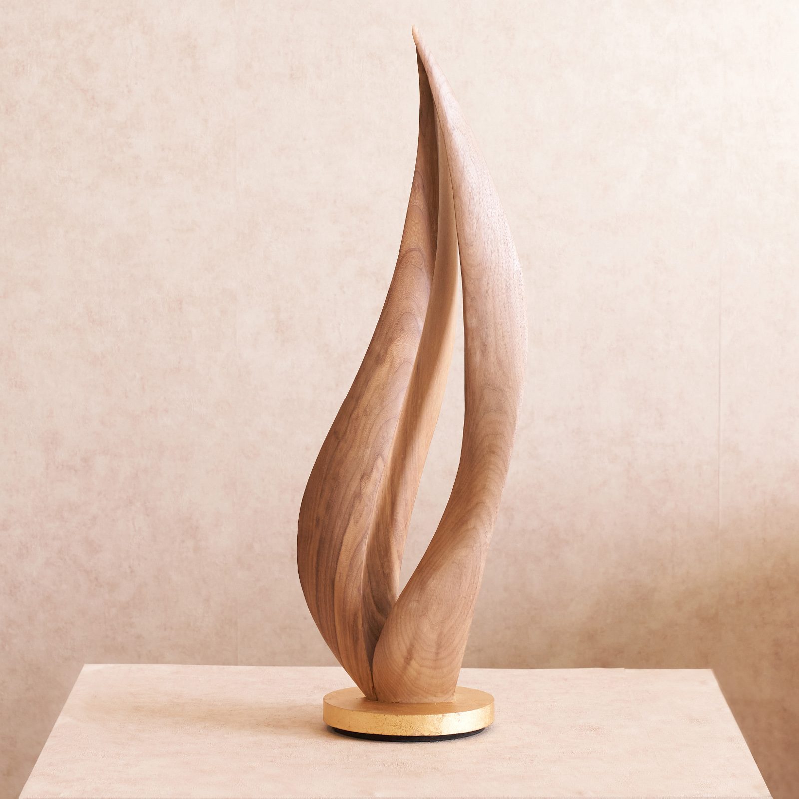 One V Sculpture in wood_Veronica Mar_1600 x 1600_3